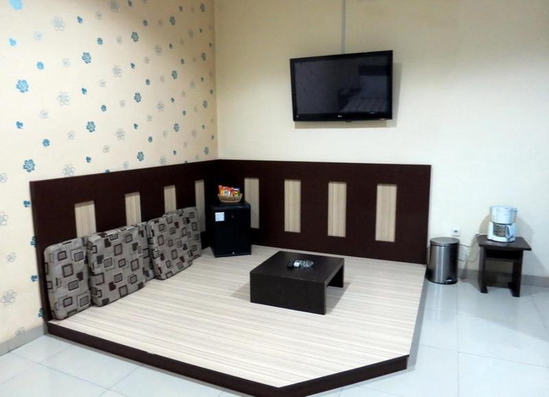Vindhika Hotel Makassar Exterior photo